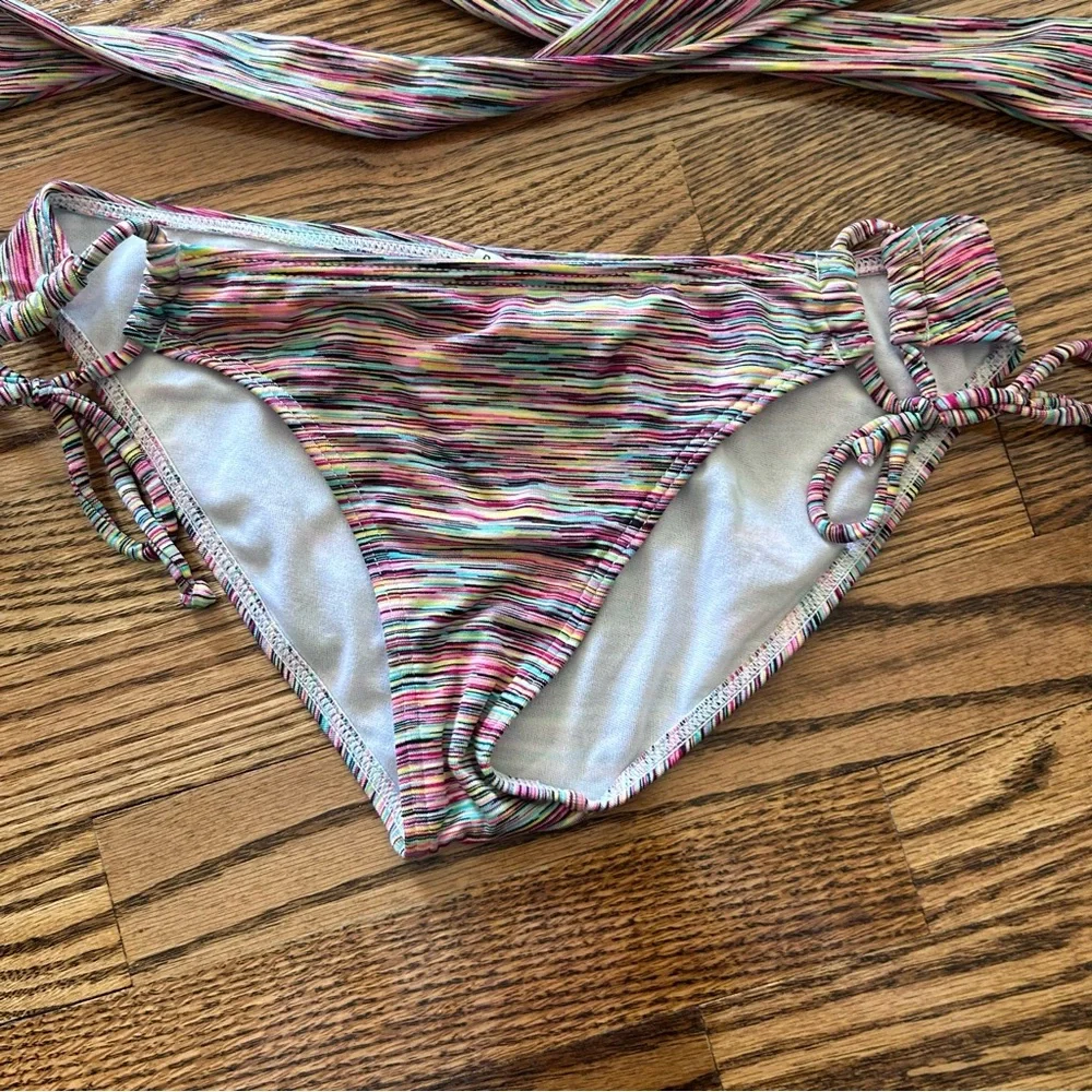 Roxy swim NWOT medium bikini twist bandeau multicolored fine stripes - Picture 2 of 12